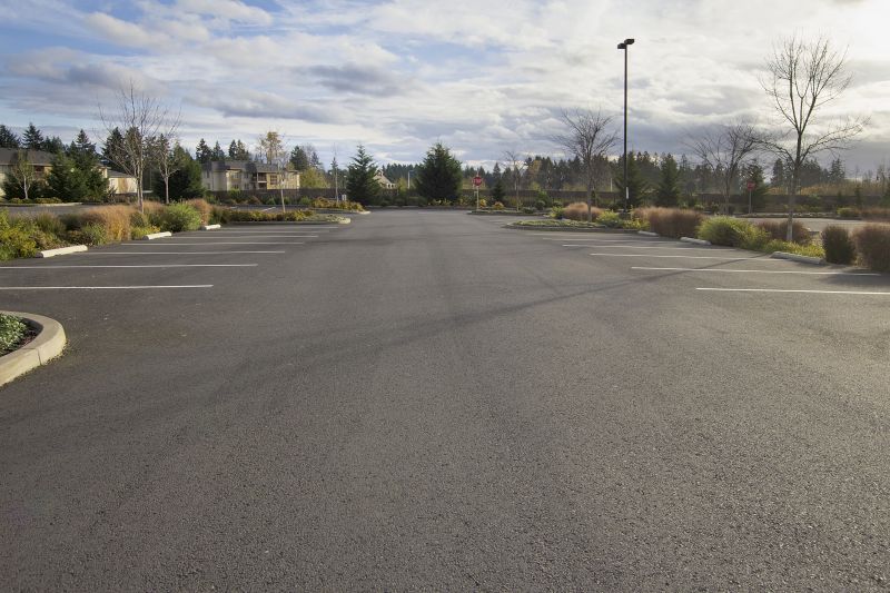 How Commercial Asphalt Sealing Protects High-Traffic Pavement